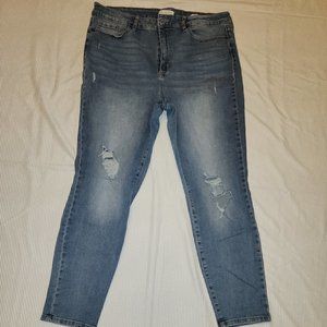 Sofia curvy ankle distressed jeans size 14